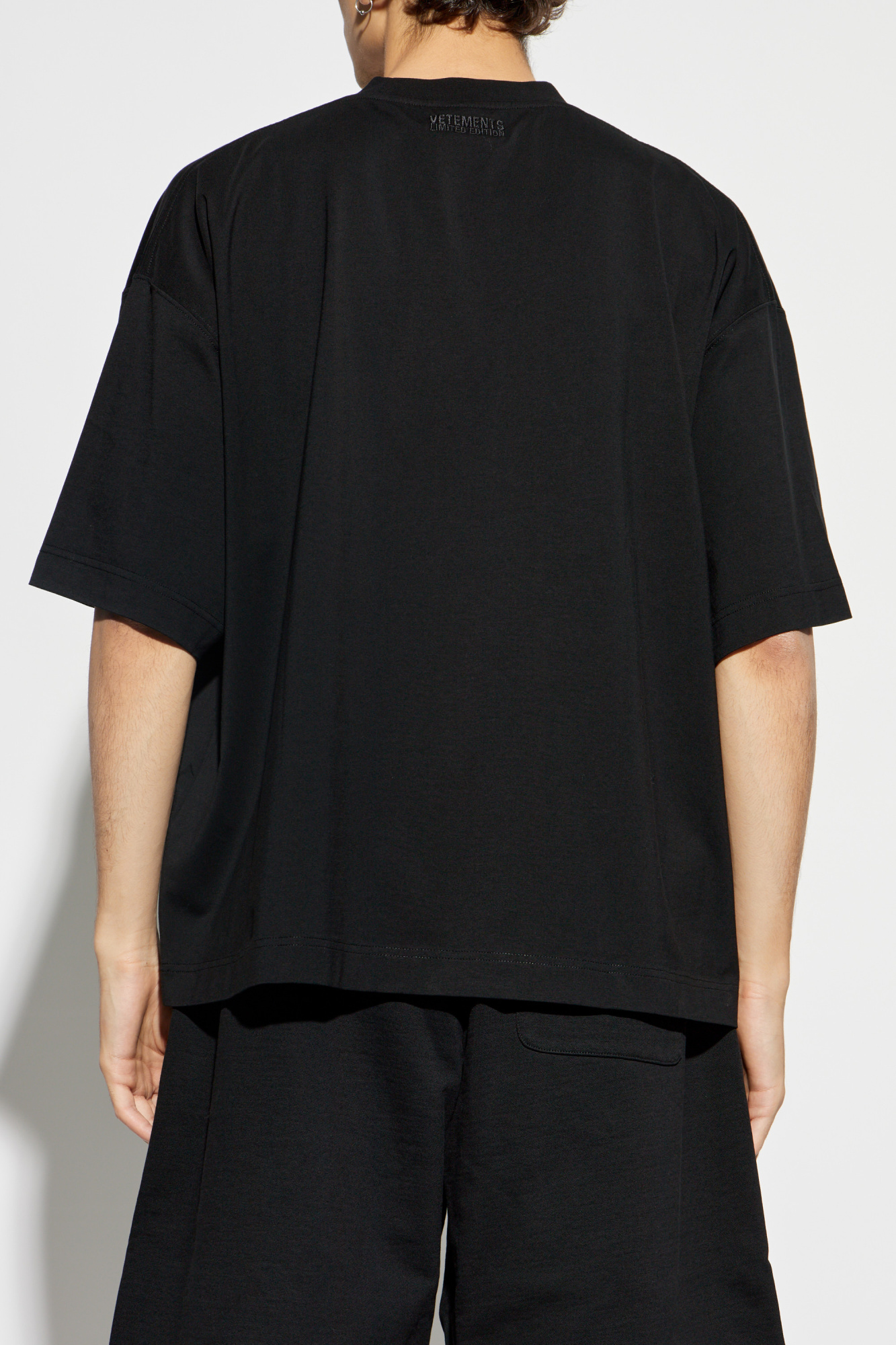 VETEMENTS T-shirt with print | Men's Clothing | Vitkac VETEMENTS T-shirt with print | Men's Clothing | Vitkac
